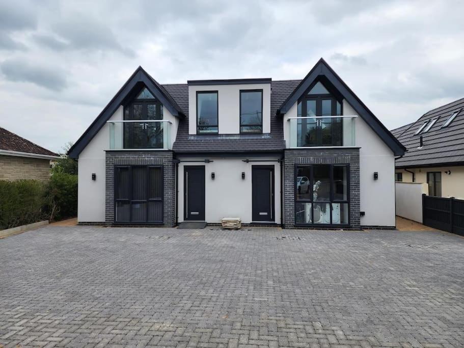 Paradigm Court, Modern 3-Bedroom Flat 1, Oxford Exterior foto
